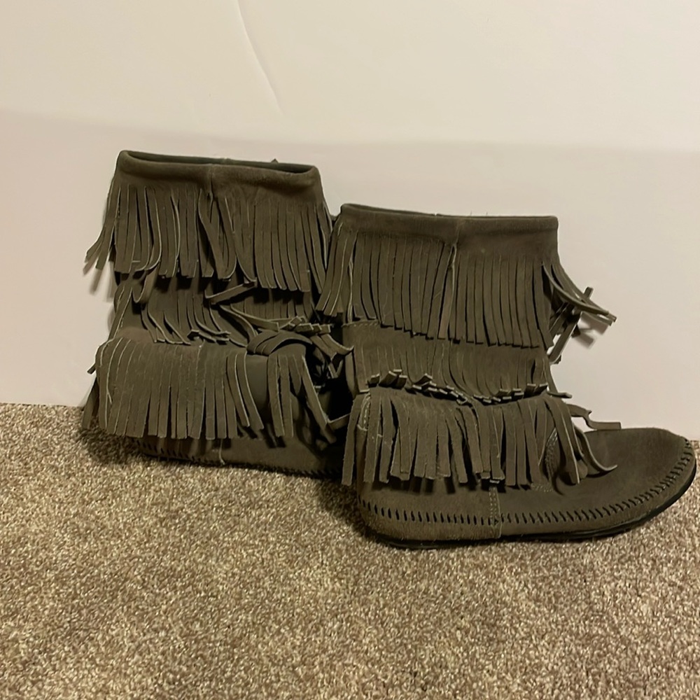 Minnetonka Olive Green Fringe Moccasins
